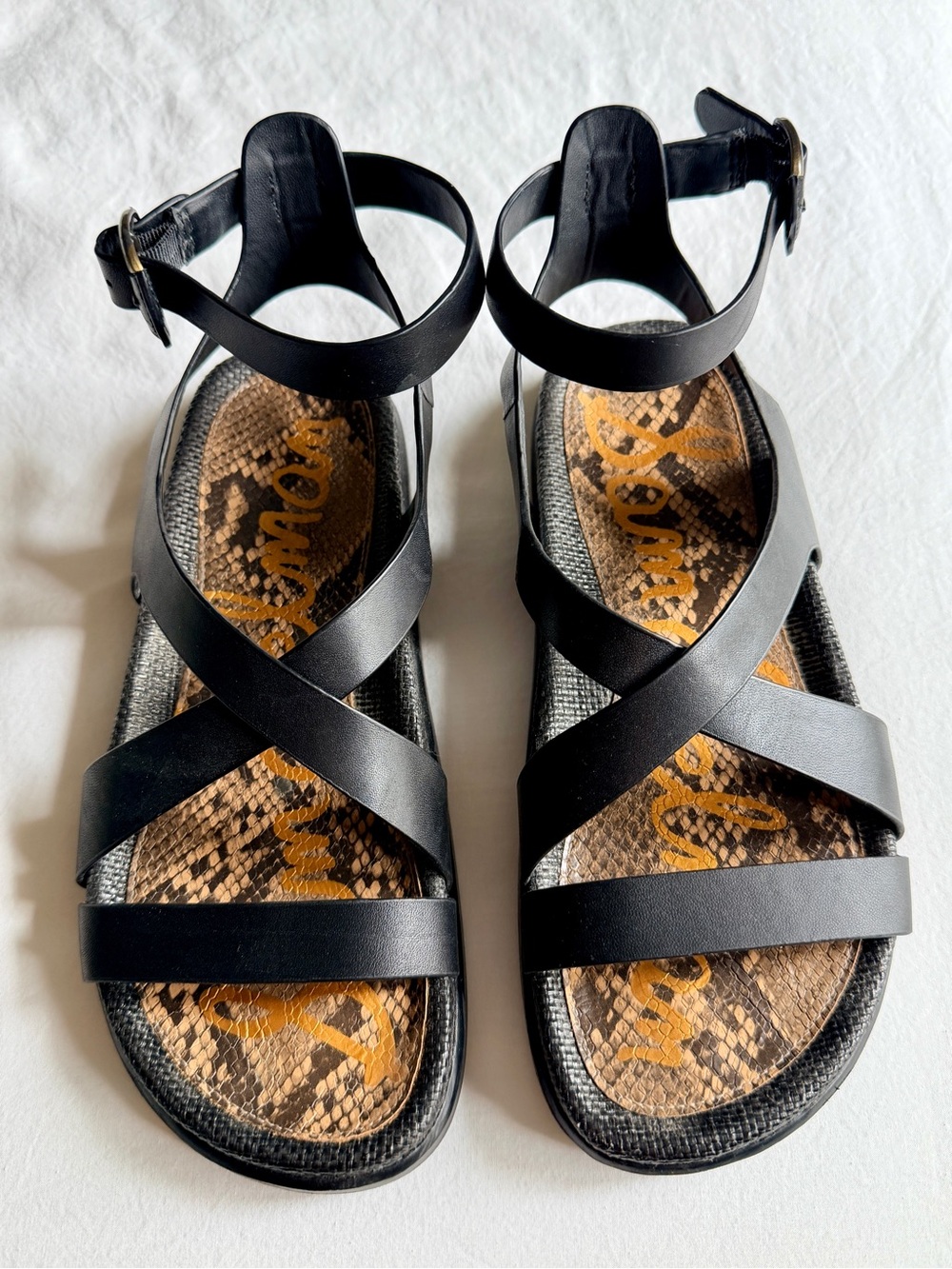 Sam Edelman Black Strappy Women's Sandals - Sleek Crossband Design